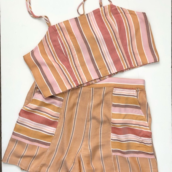 American Eagle Crop Top - Picture 5 of 5